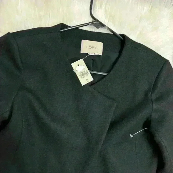 Ann Taylor Loft black wool blend asymmetrical snap blazer jacket, size 4 Petite - Picture 7 of 9